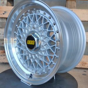 MAG 15" 4X100/114 8J ET20
