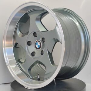 MAG 17" 5X120 8J/9J ET25/ET30 CB72.6