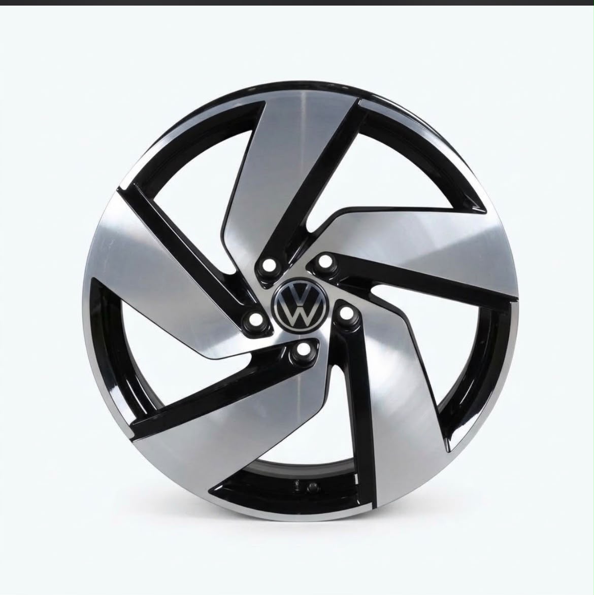 RICHMONDS MAG 17" 5X100 7.5J ET35 CB57